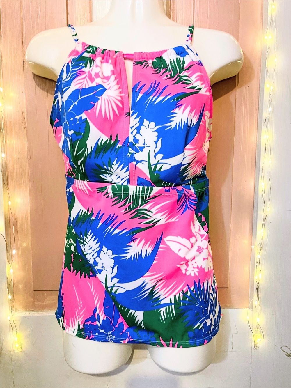 Relativity woman's Tropical Print tankini top-